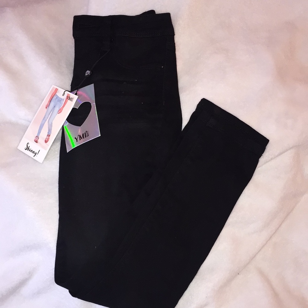 black skinny jeans